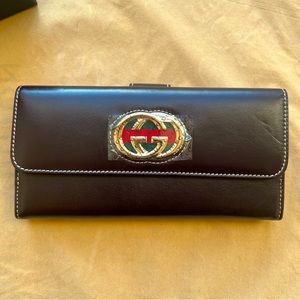 GUCCI New Brown Leather Women’s Long Wallet GG Classic Logo New Authentic